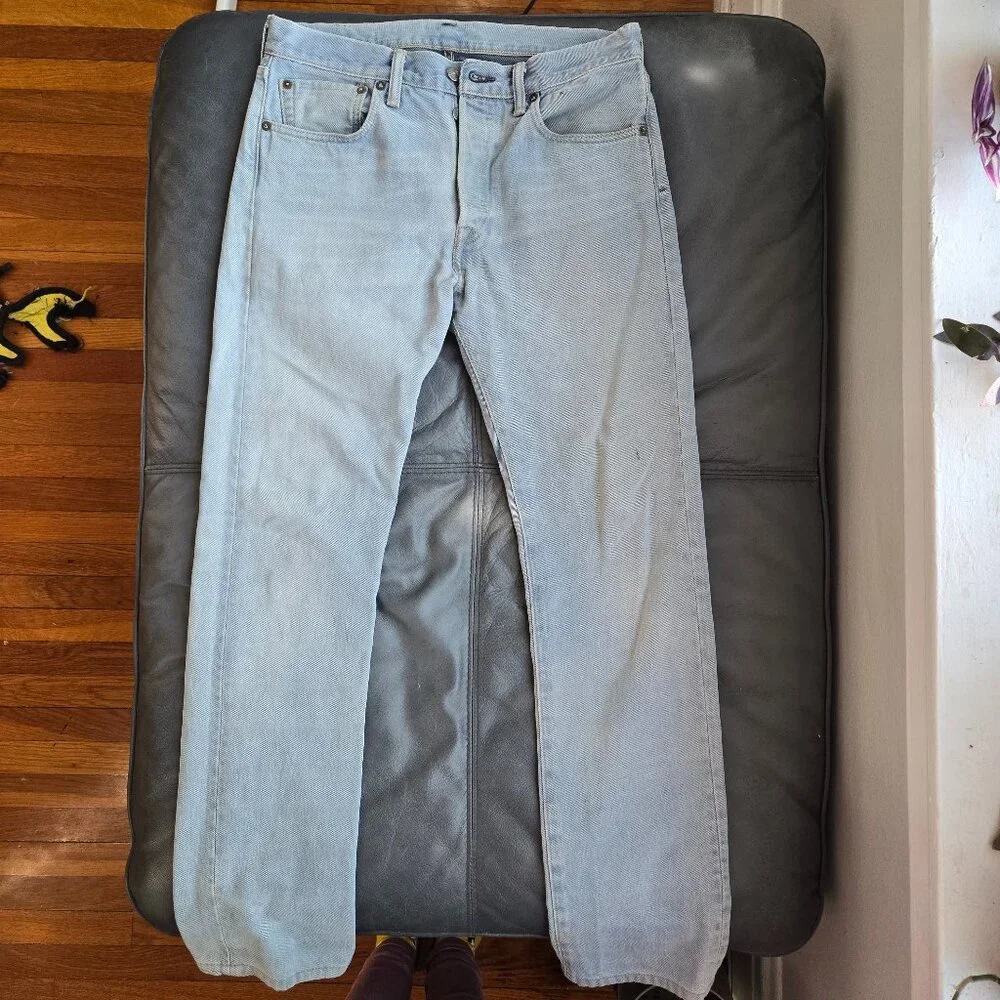 Levi's 501 Straight Leg Button Fly Jeans - Men's 31x34 - Picture 3 of 8